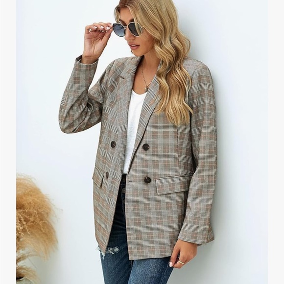 Brown Oversized Plaid Blazer - Picture 2 of 6